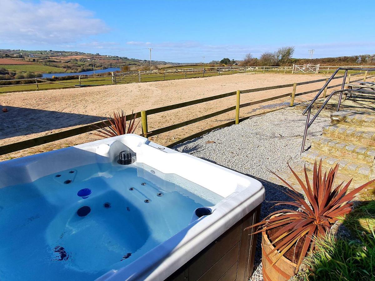 Dexter, Penryn Villa Exteriör bild